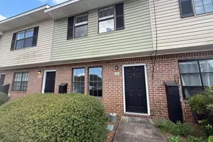 291 W Johnson St, Hartwell, GA 30643 - Photo 1