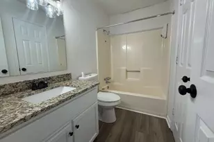 291 W Johnson St, Hartwell, GA 30643 - Photo 9