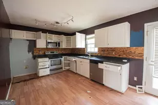 704 S May St, Kingsland, GA 31548 - Photo 5