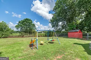 1366 Hwy 36 E, Milner, GA 30257 - Photo 9