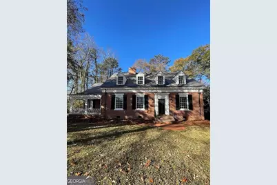 408 Thurston Avenue, Thomaston, GA 30286 - Photo 1