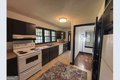 110 Peter Street, Cochran, GA 31014 - Photo 9