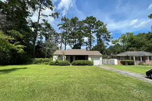 110 Peter St, Cochran, GA 31014 - Photo 1