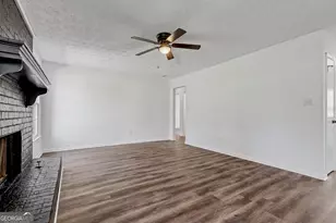 608 S Jeff Davis Dr, Fayetteville, GA 30215 - Photo 9
