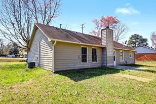 608 S Jeff Davis Dr, Fayetteville, GA 30215 - Photo 3