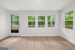 808 Knollwood Dr, Winder, GA 30680 - Photo 5