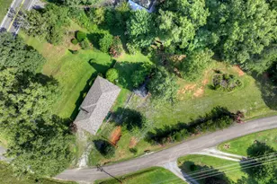 35 E Thomas Rd, Blue Ridge, GA 30513 - Photo 9