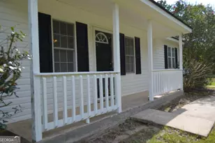 79 N Camp Dr, Byron, GA 31008 - Photo 3