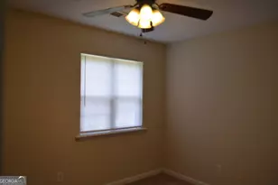 79 N Camp Dr, Byron, GA 31008 - Photo 13