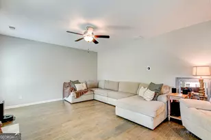 23 S York Dr, Newnan, GA 30265 - Photo 29