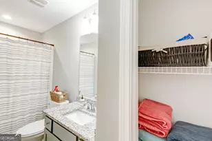23 S York Dr, Newnan, GA 30265 - Photo 77