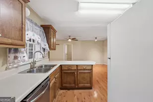 42 Charles St, Toccoa, GA 30577 - Photo 11