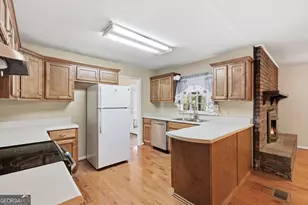 42 Charles St, Toccoa, GA 30577 - Photo 13