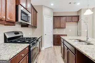 250 Jackson Ave, Braselton, GA 30517 - Photo 7