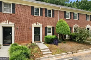 135 Sterling Ct, Alpharetta, GA 30004 - Photo 1