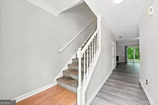 135 Sterling Ct, Alpharetta, GA 30004 - Photo 5