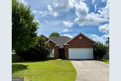 113 Berkley Circle, Warner Robins, GA 31093 - Photo 1