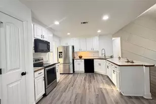 1890 Roxey Ln, Winder, GA 30680 - Photo 5