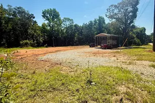 1582 Armour Cir, Elberton, GA 30635 - Photo 1