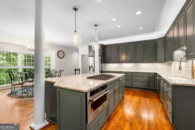 345 W Berwicke Common NE, Sandy Springs, GA 30342 - Photo 7
