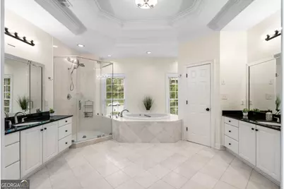 345 W Berwicke Common NE, Sandy Springs, GA 30342 - Photo 17