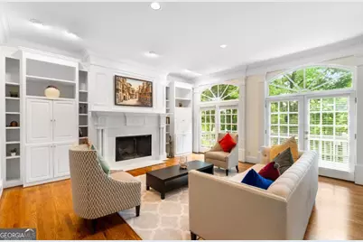 345 W Berwicke Common NE, Sandy Springs, GA 30342 - Photo 13