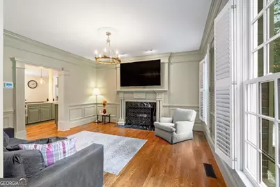 345 W Berwicke Common NE, Sandy Springs, GA 30342 - Photo 9