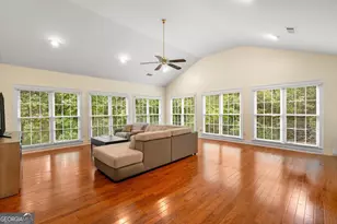 345 W Berwicke Common NE, Sandy Springs, GA 30342 - Photo 25