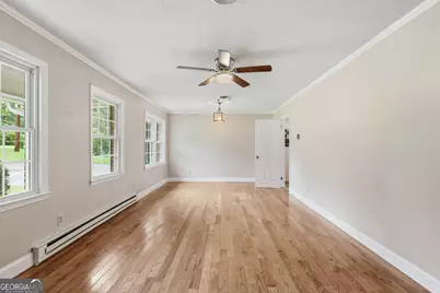 128 Scott Circle, Toccoa, GA 30577 - Photo 9