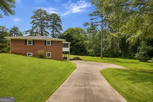 128 Scott Cir, Toccoa, GA 30577 - Photo 5