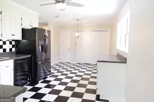 1925 Elaine Ave, Waycross, GA 31503 - Photo 9