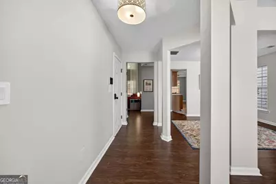 9899 Vista Circle, Union City, GA 30291 - Photo 9