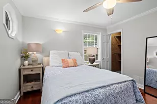 1467 Hawthorne Ave NW, Atlanta, GA 30309 - Photo 15