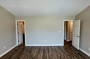 5696 Windfall Ln, Lithonia, GA 30058 - Photo 9