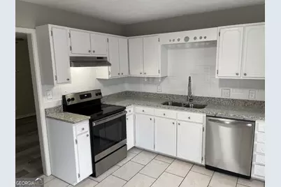859 Park Place #A, Conyers, GA 30012 - Photo 3