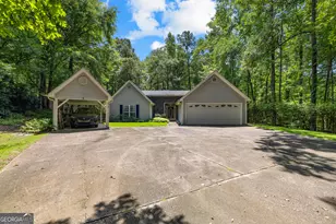 39 Village Pointe Dr, Lagrange, GA 30240 - Photo 1