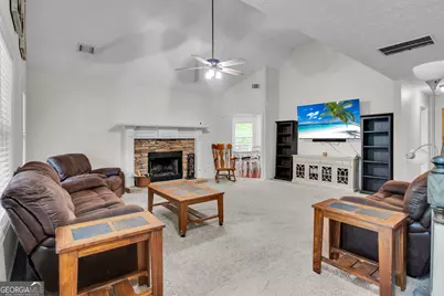 149 Marina Circle, Jackson, GA 30233 - Photo 9