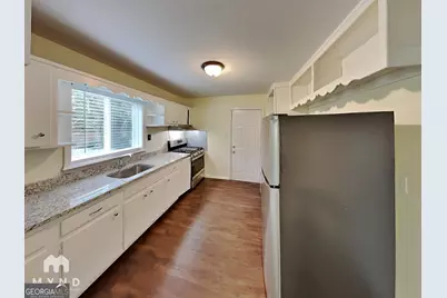 742 Quaker Street SW, Atlanta, GA 30315 - Photo 3