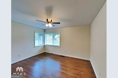 742 Quaker Street SW, Atlanta, GA 30315 - Photo 9