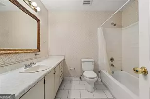 360 Winding River Dr, Sandy Springs, GA 30350 - Photo 15