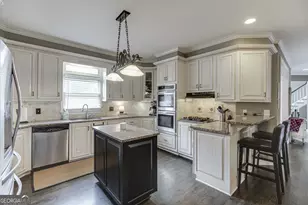 5332 Candleberry Dr SW, Lilburn, GA 30047 - Photo 13