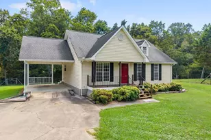 5740 Thompson Bridge Rd, Murrayville, GA 30564 - Photo 3