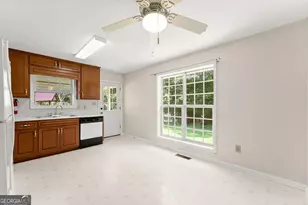 5740 Thompson Bridge Rd, Murrayville, GA 30564 - Photo 11