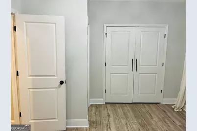 2635 Creekside Drive NW, Atlanta, GA 30318 - Photo 25