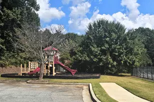 1746 Tugalo Dr, Jefferson, GA 30549 - Photo 15