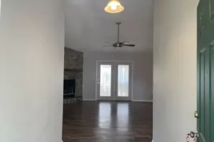 403 Fairfield Ct, Saint Marys, GA 31558 - Photo 3
