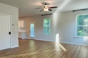 143 Chapel Hl Pkwy, Newnan, GA 30263 - Photo 5