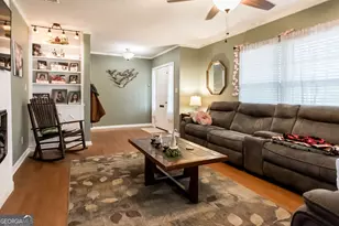 1112 Hill St, Waycross, GA 31501 - Photo 9
