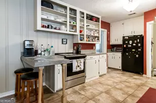 1112 Hill St, Waycross, GA 31501 - Photo 15