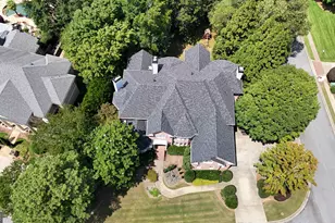 8190 Nesbit Ferry Rd, Sandy Springs, GA 30350 - Photo 57
